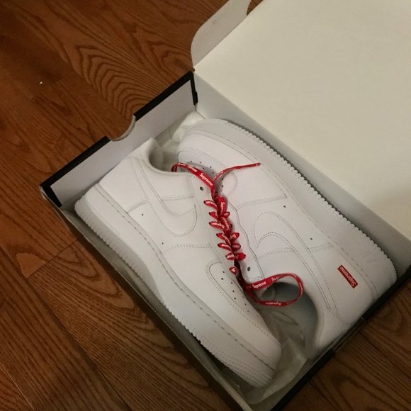 NEW Supreme Air Force 1 (White) Size 11 - Picture 4 of 5